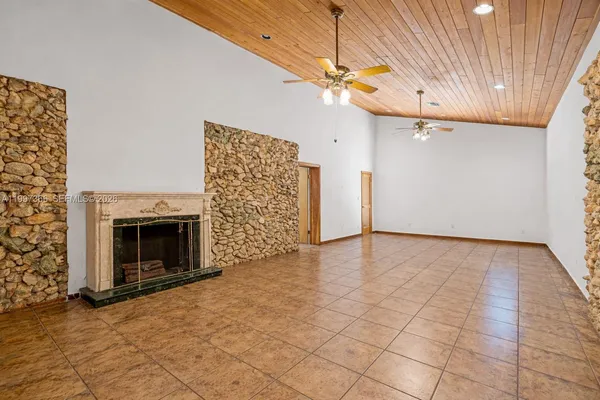 $2,450,000 | 7990 Southwest 76th Avenue, Miami, FL 33143