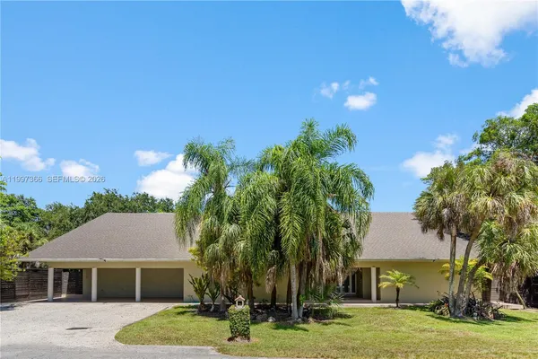 $2,450,000 | 7990 Southwest 76th Avenue, Miami, FL 33143