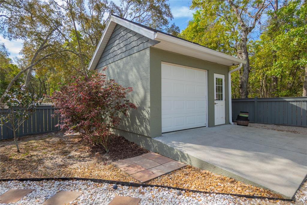 5466 West Tortuga Loop Lecanto, FL 34461 - Photo 33 of 41 a view of backyard of house