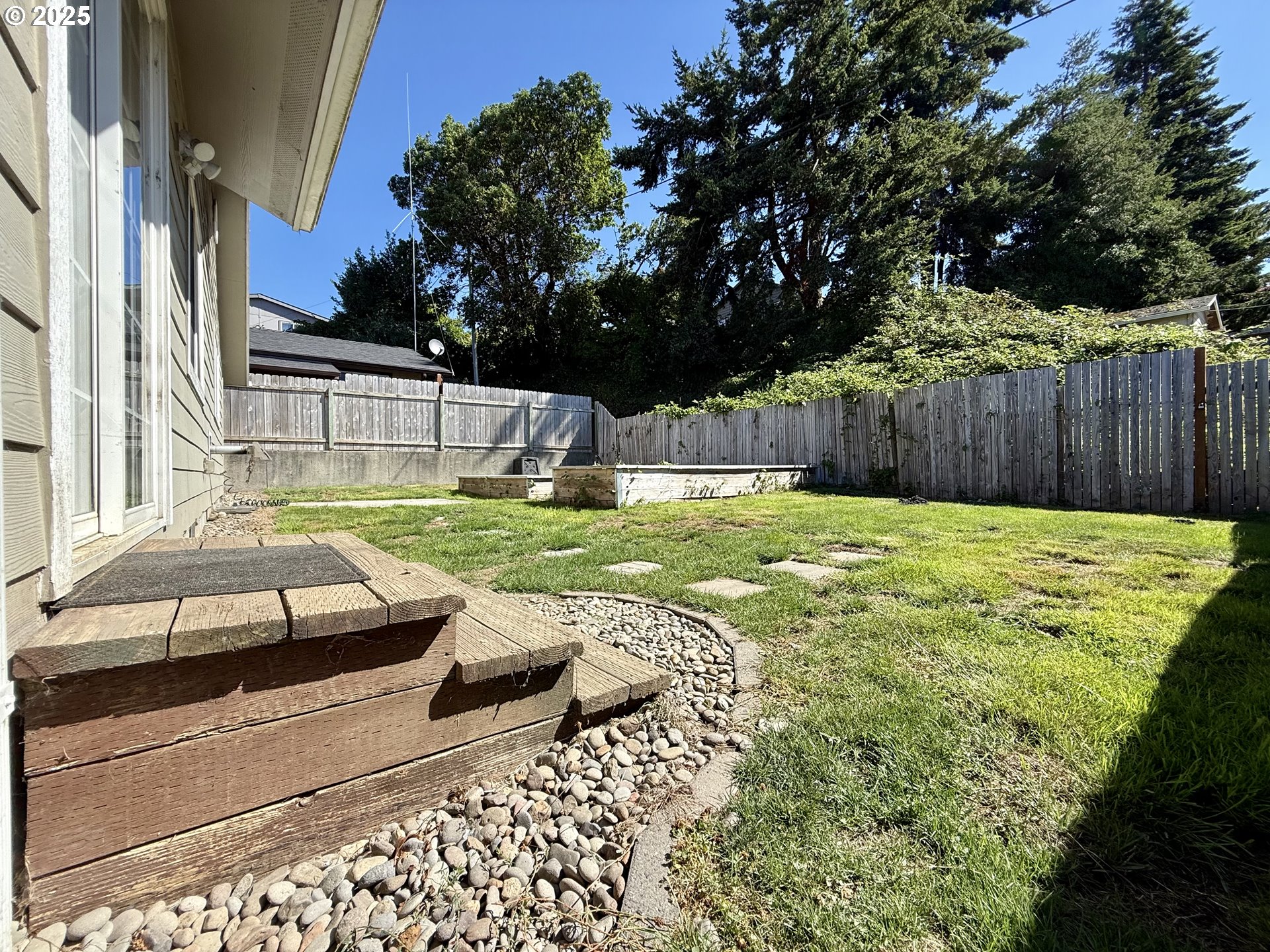 460 2nd Avenue Coos Bay, OR 97420 - Photo 33 of 41