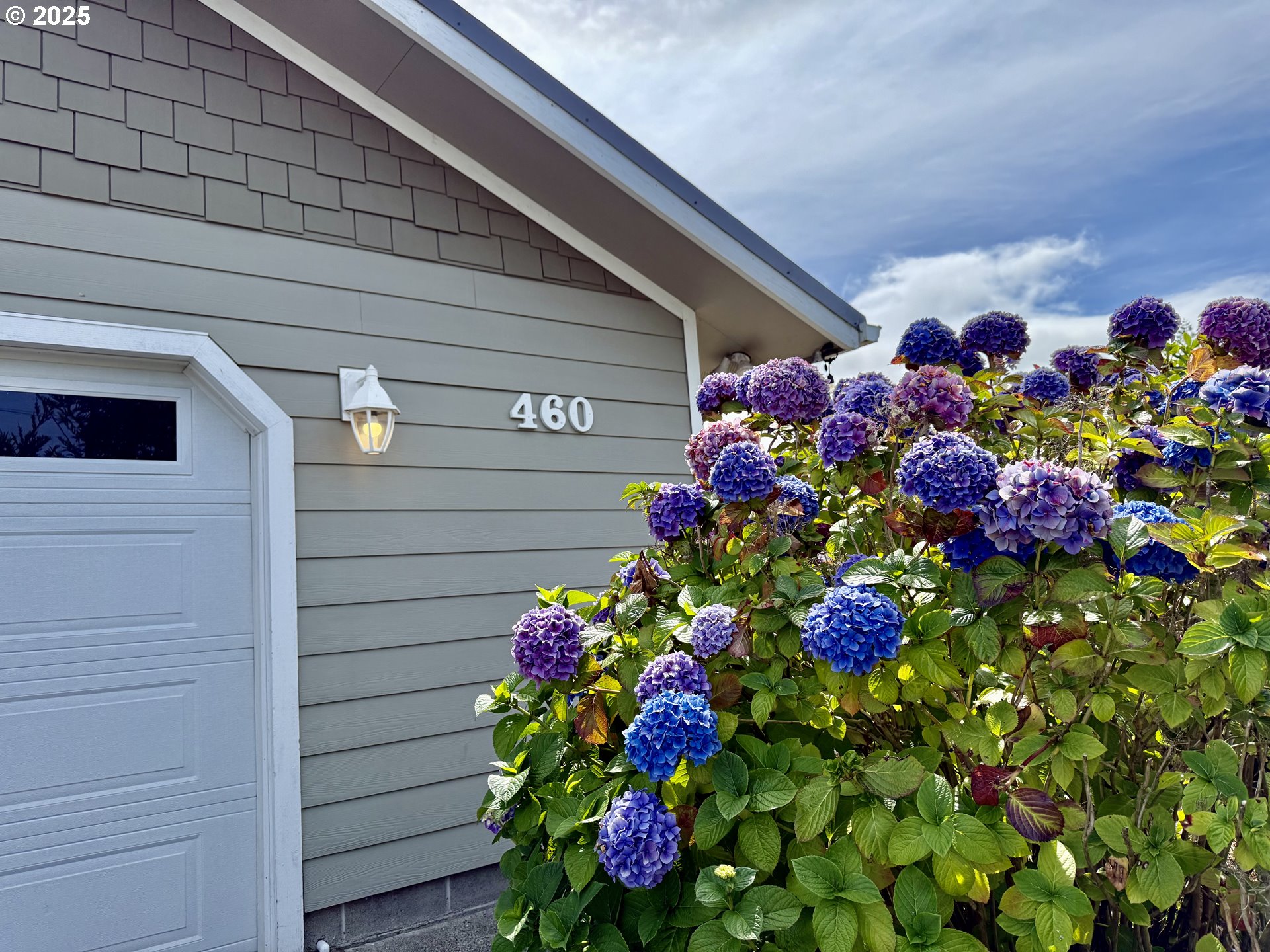 460 2nd Avenue Coos Bay, OR 97420 - Photo 4 of 41