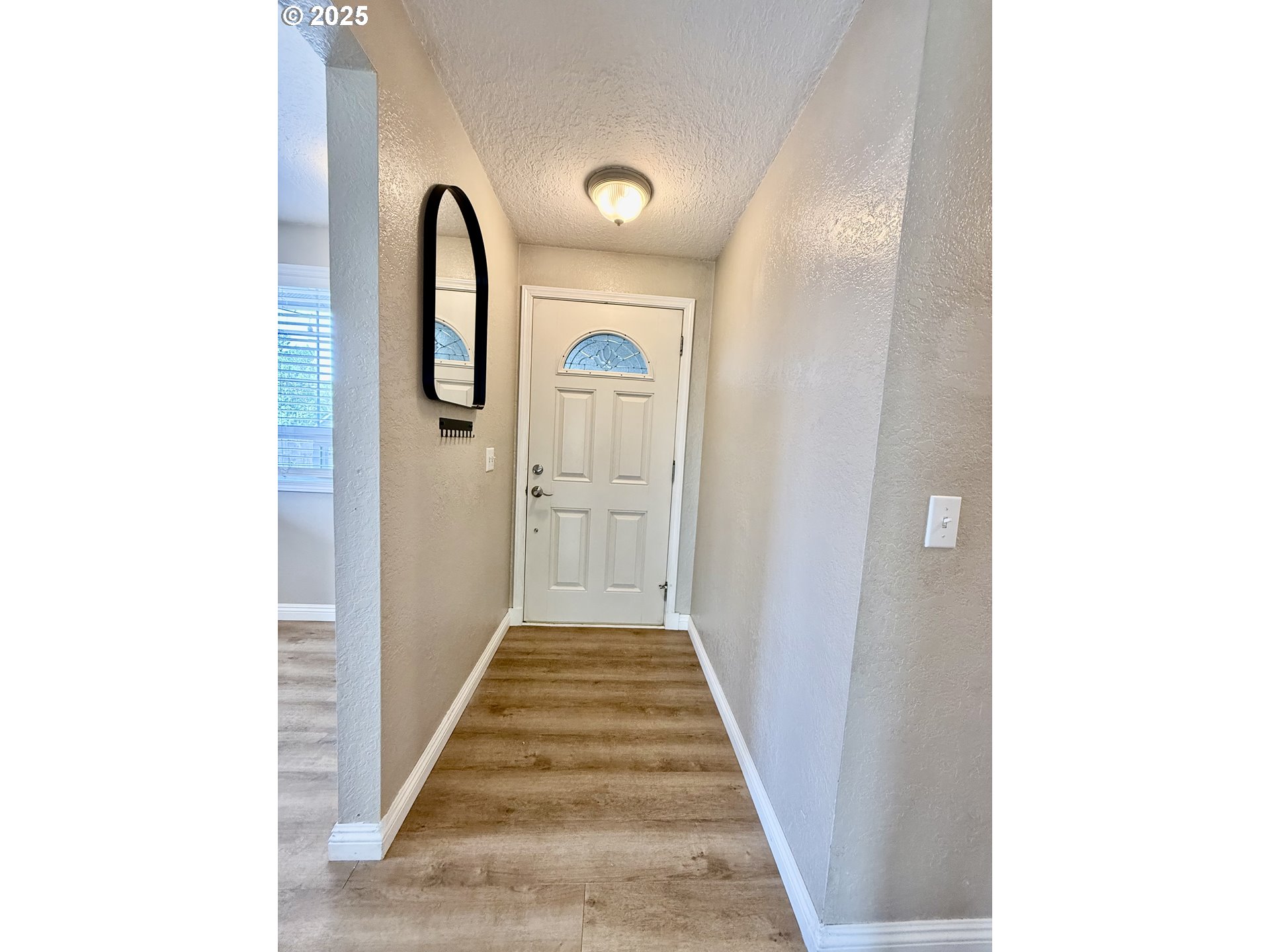 460 2nd Avenue Coos Bay, OR 97420 - Photo 7 of 41