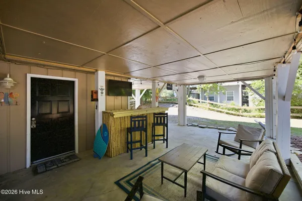 $749,000 | 137 Doe Drive, Emerald Isle, NC 28594