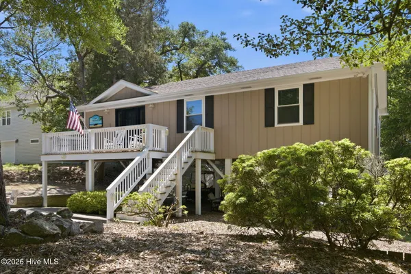 $749,000 | 137 Doe Drive, Emerald Isle, NC 28594