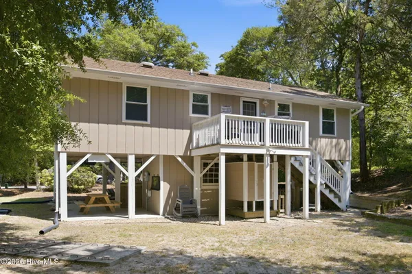 $749,000 | 137 Doe Drive, Emerald Isle, NC 28594