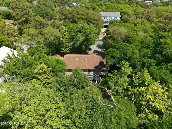 $749,000 | 137 Doe Drive, Emerald Isle, NC 28594