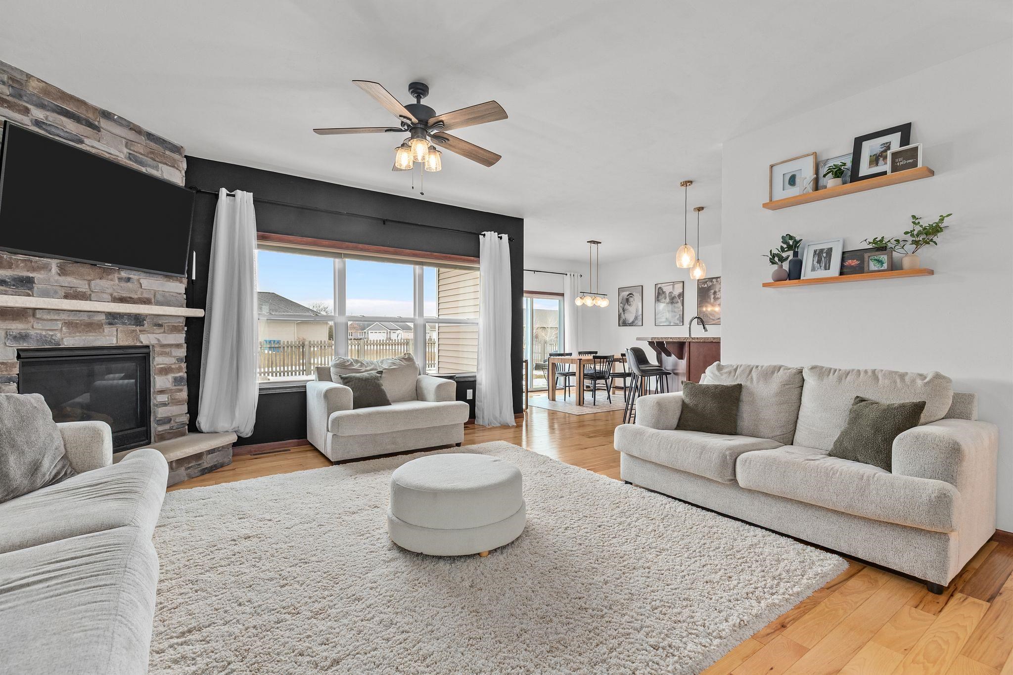 4326 East Appleview Drive Appleton, WI 54913 - Photo 4 of 46