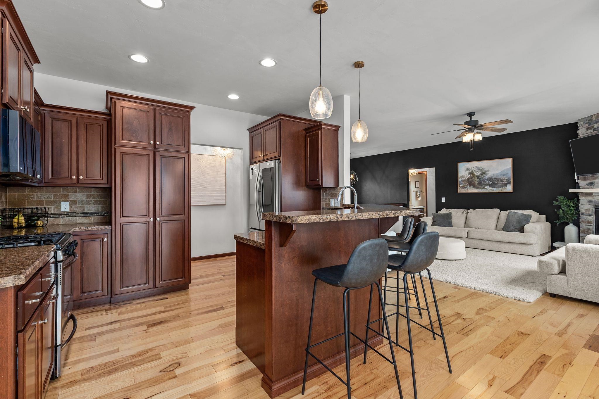 4326 East Appleview Drive Appleton, WI 54913 - Photo 10 of 46