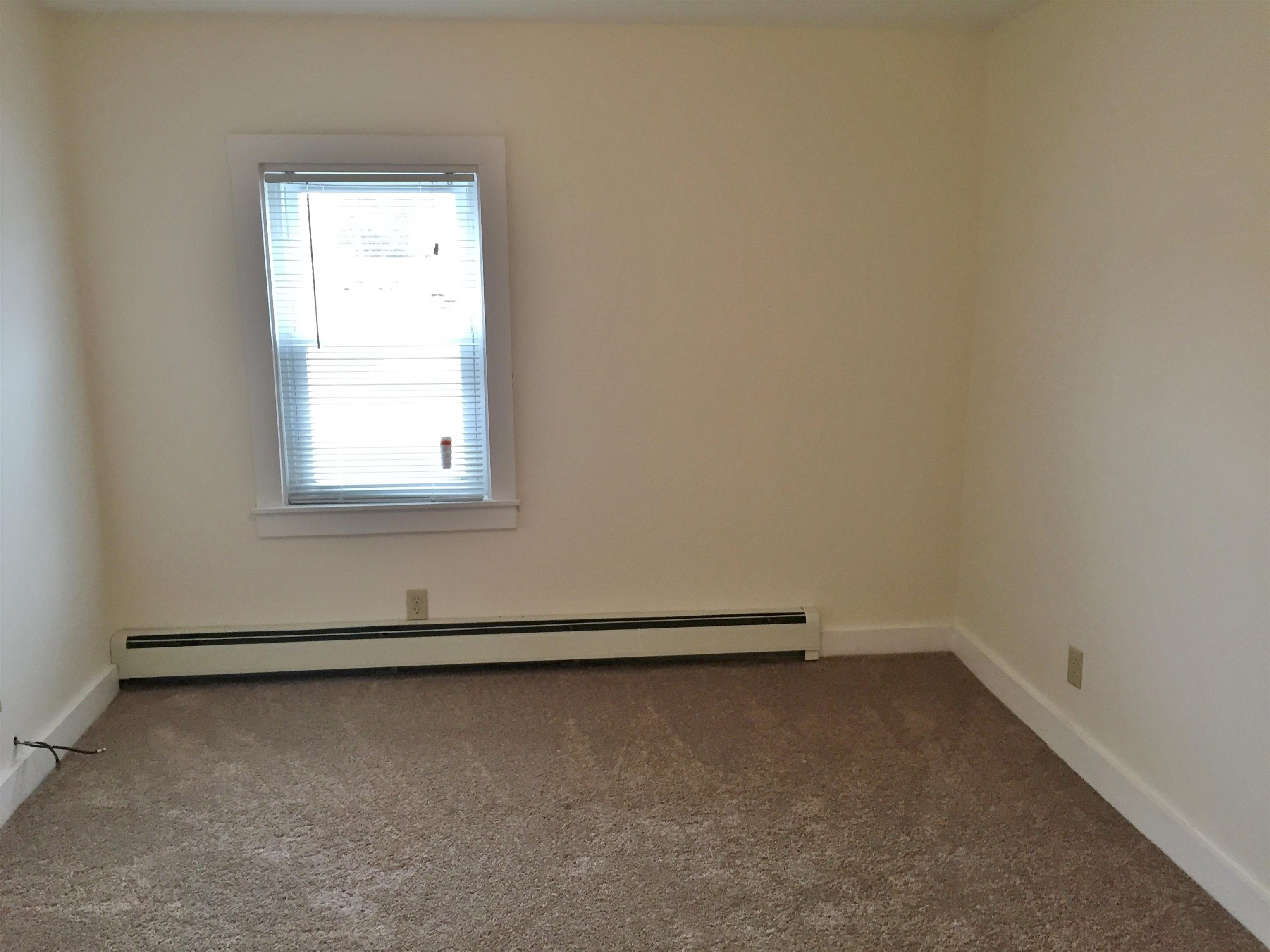 8 Railroad Avenue, Unit 2 Derry, NH 03038 - Photo 14 of 30