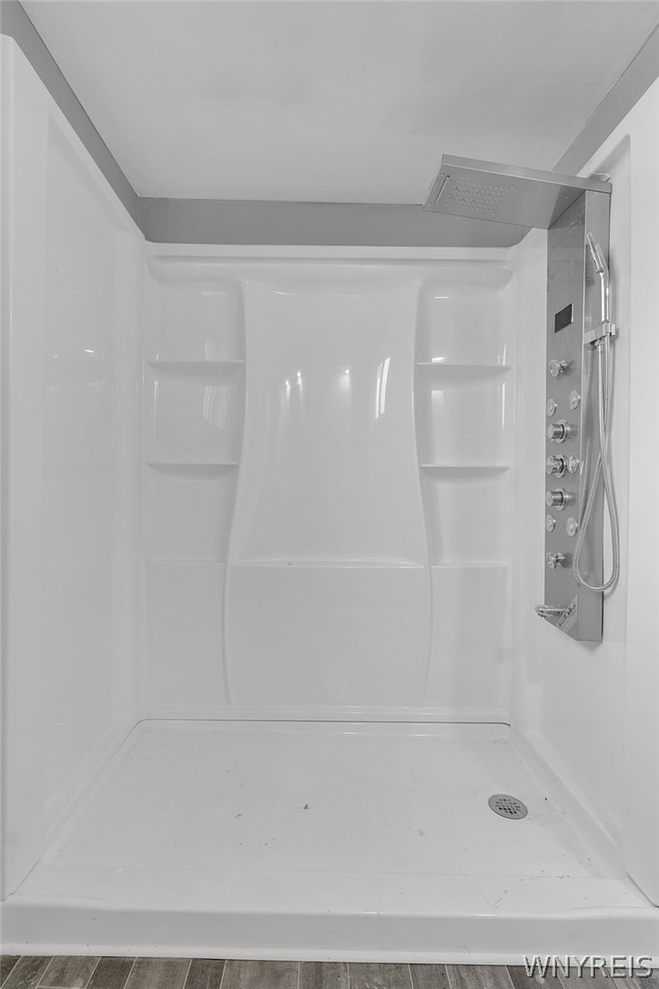 629 Broadway Buffalo, NY 14212 - Photo 9 of 11