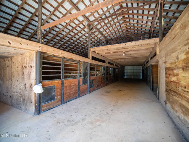 $1,600,000 | 2295 Attala Road 3115, West, MS 39192