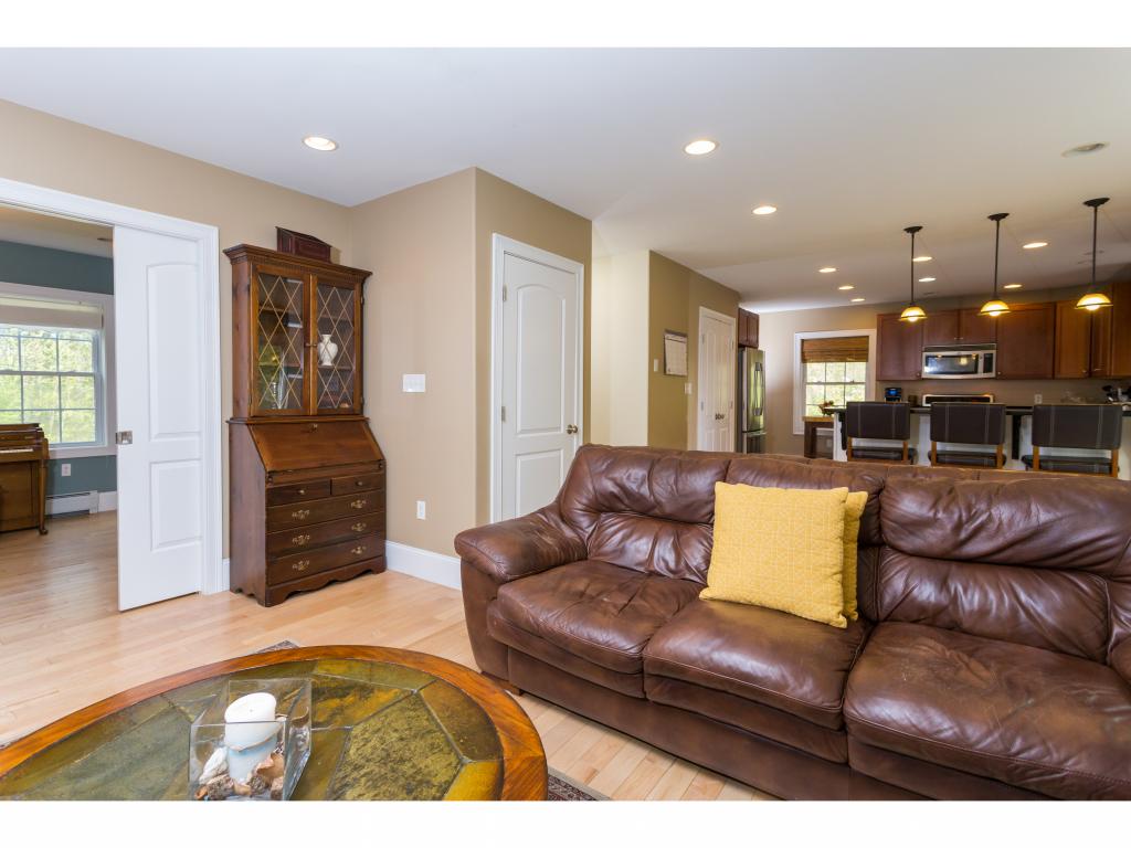 22 Peaslee Road Rochester, NH 03867 - Photo 11 of 35
