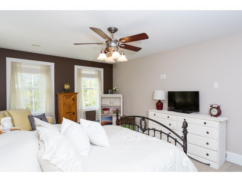 22 Peaslee Road Rochester, NH 03867 - Photo 19 of 35