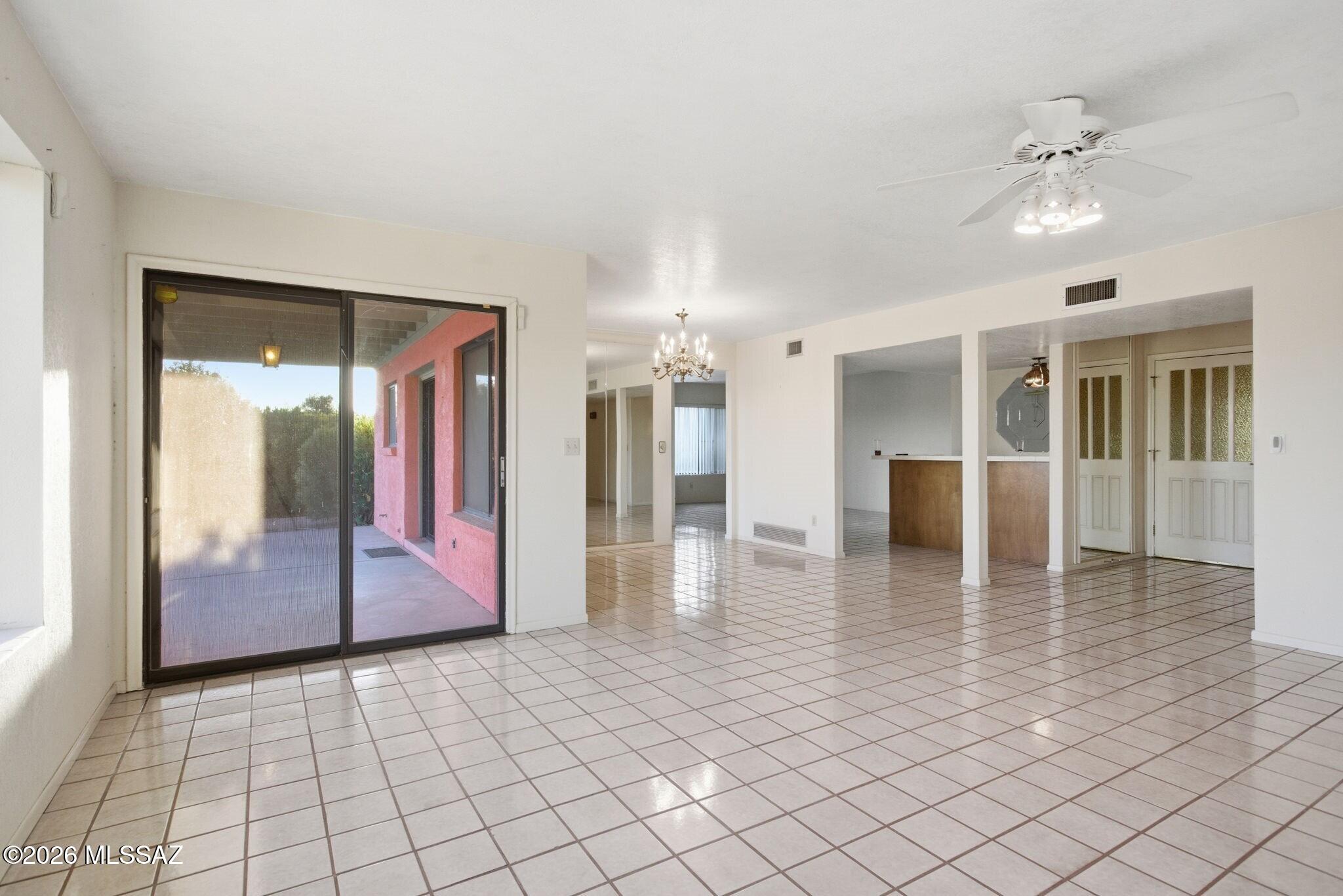 6090 East River Road Tucson, AZ 85750 - Photo 15 of 49