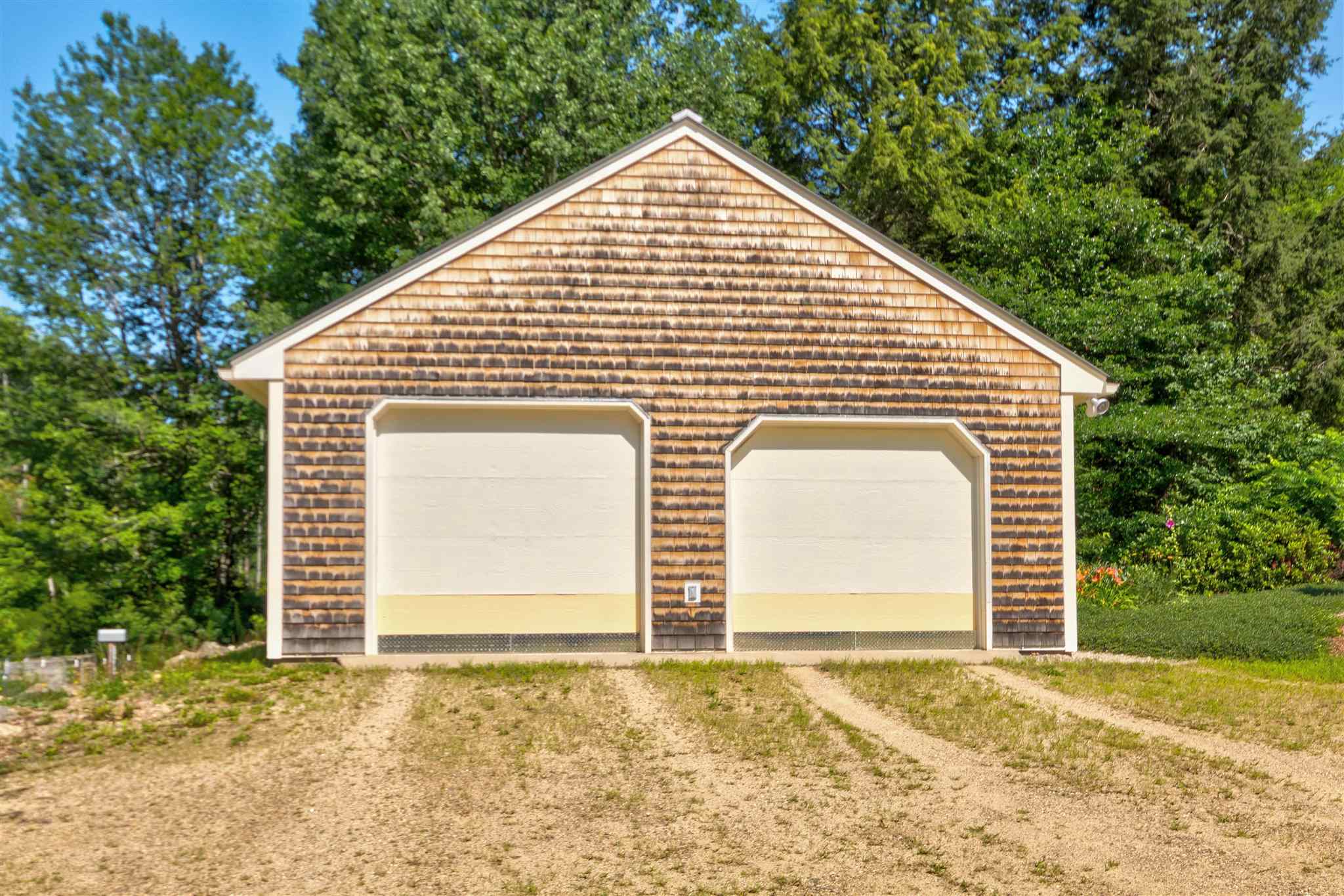 73 Deerfield Road Nottingham, NH 03290 - Photo 4 of 40
