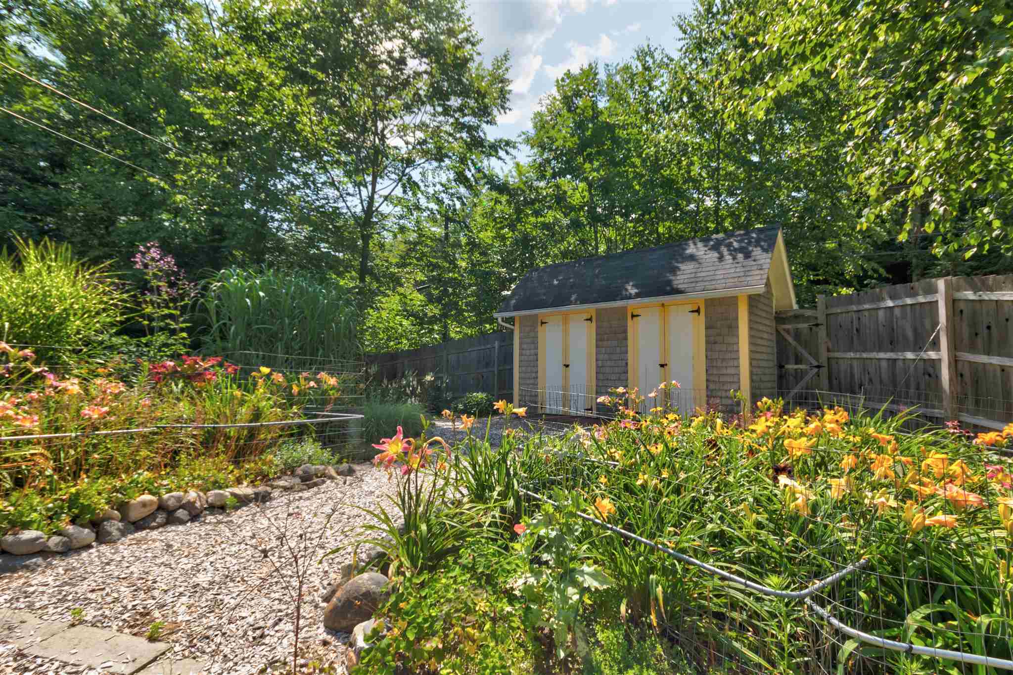 73 Deerfield Road Nottingham, NH 03290 - Photo 36 of 40
