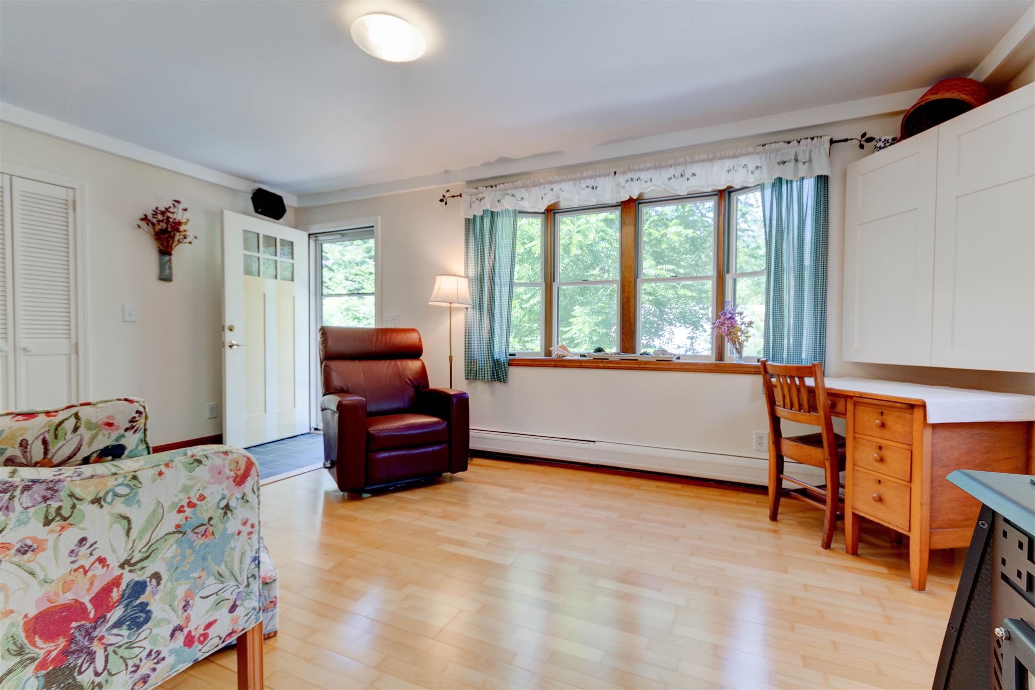 73 Deerfield Road Nottingham, NH 03290 - Photo 10 of 40