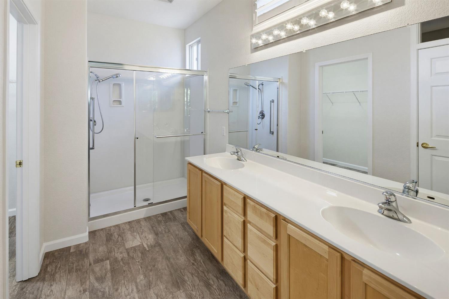 274 Lariat Loop Lincoln, CA 95648 - Photo 17 of 34 Dual Sinks w/Lots of Storage