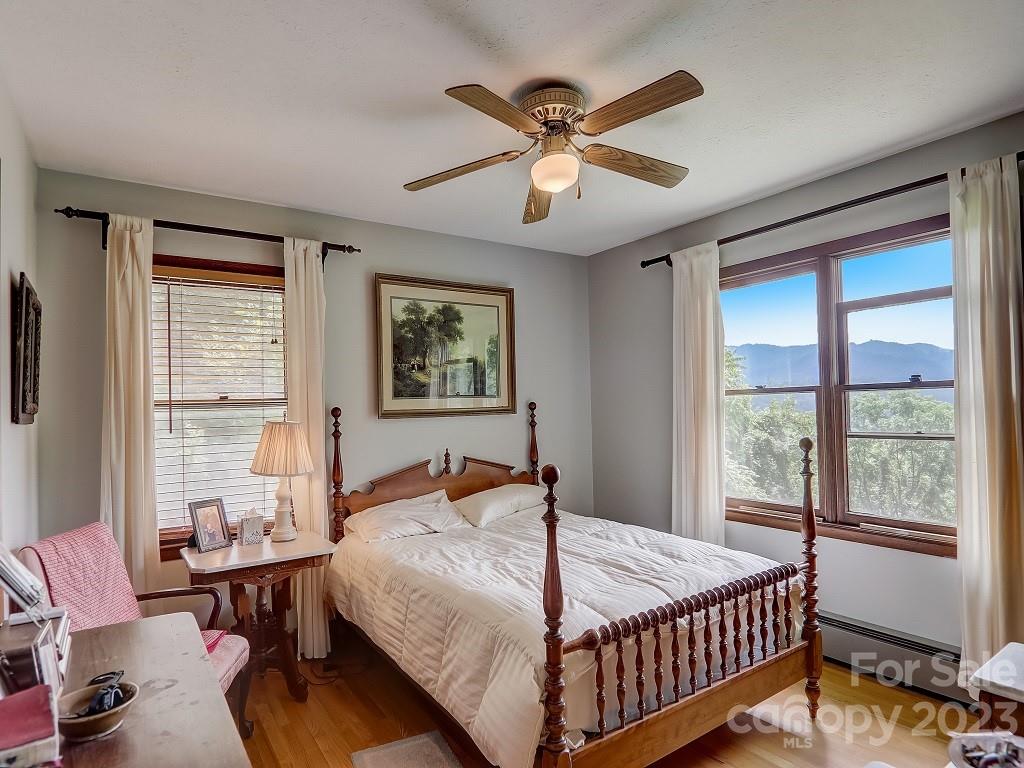 564 McCracken Farm Road Clyde, NC 28721 - Photo 18 of 43