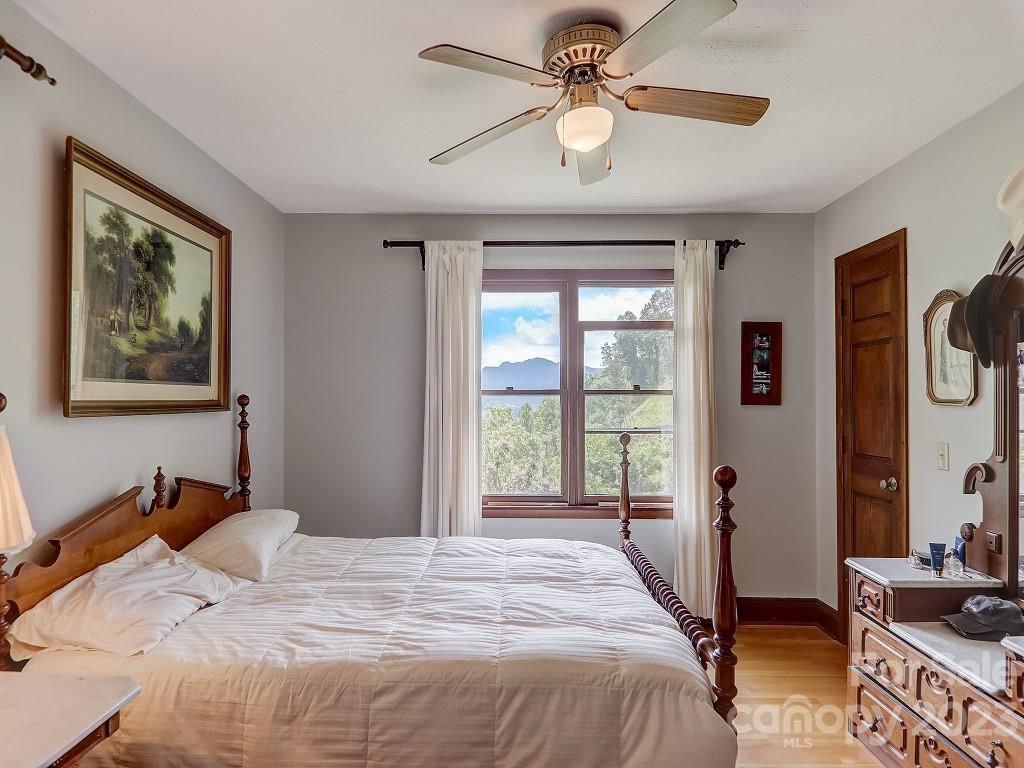 564 McCracken Farm Road Clyde, NC 28721 - Photo 21 of 43