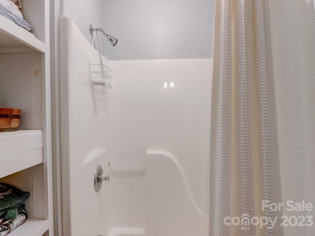 564 McCracken Farm Road Clyde, NC 28721 - Photo 24 of 43
