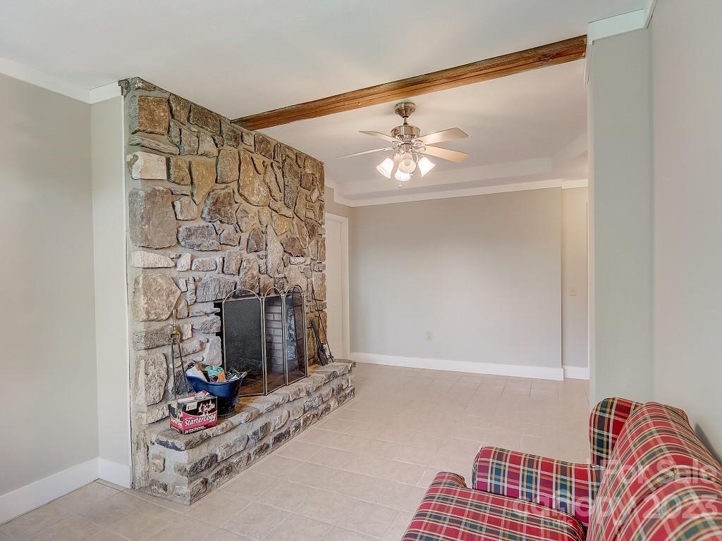 564 McCracken Farm Road Clyde, NC 28721 - Photo 33 of 43