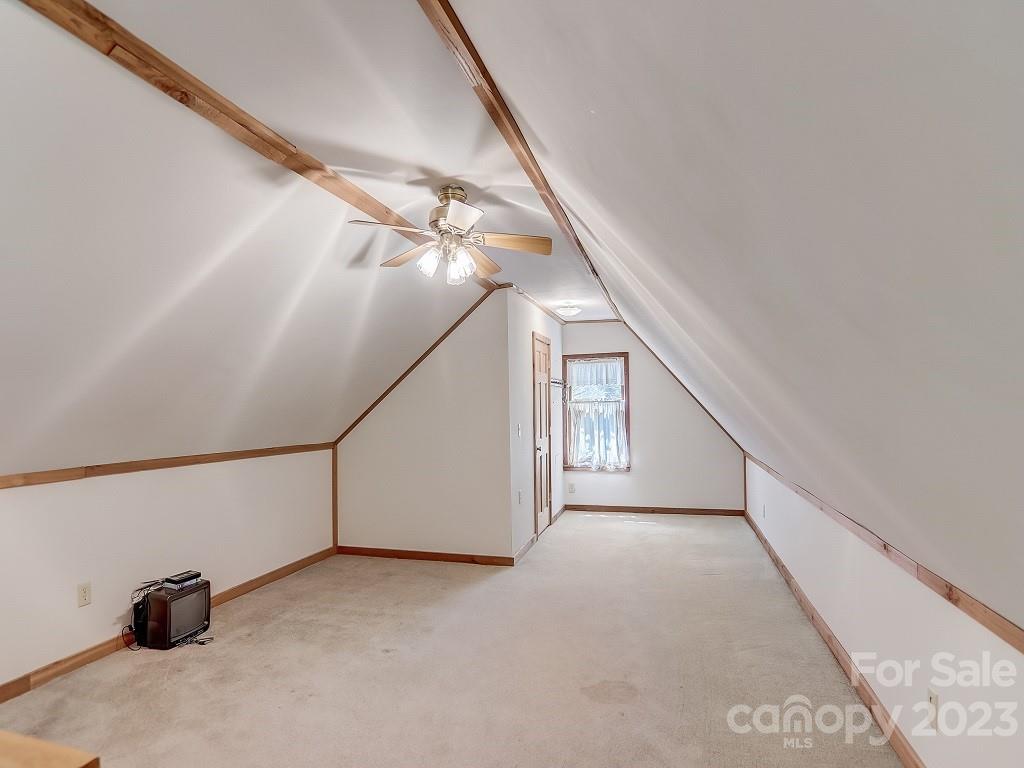 564 McCracken Farm Road Clyde, NC 28721 - Photo 37 of 43