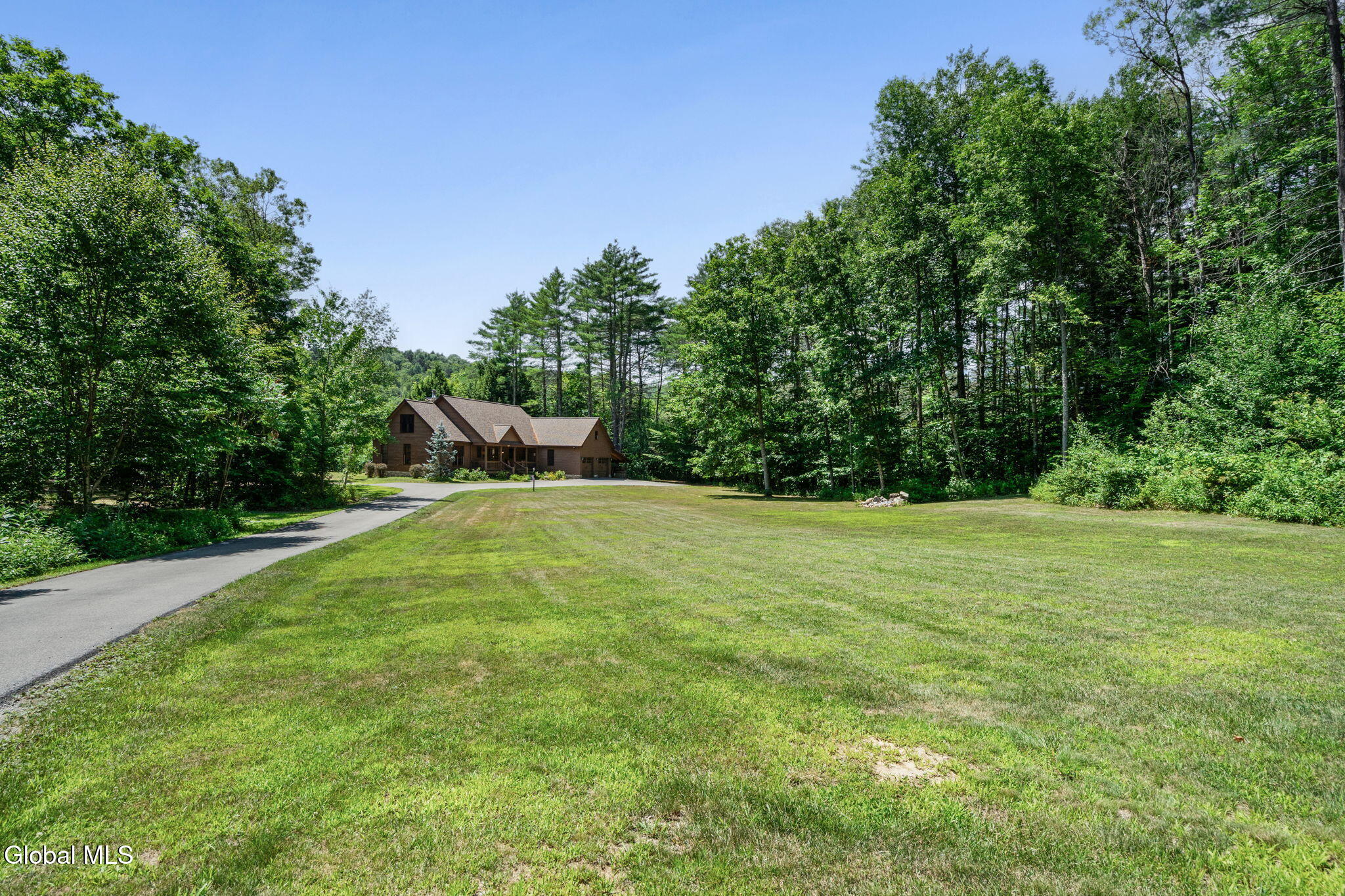 137 Bennett Road Hope, NY 12134 - Photo 8 of 53 1000026260