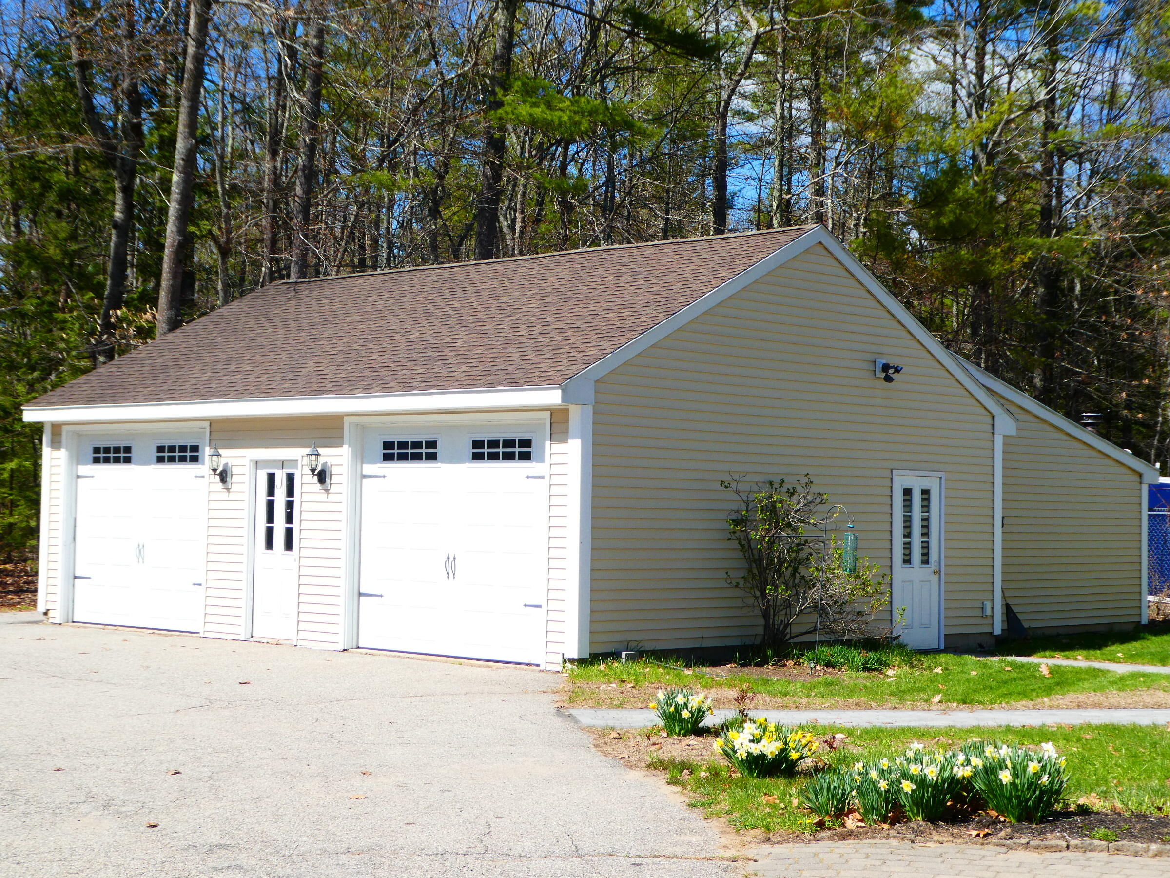 717 Cape Road Hollis Center, ME 04042 - Photo 6 of 47 detached garage