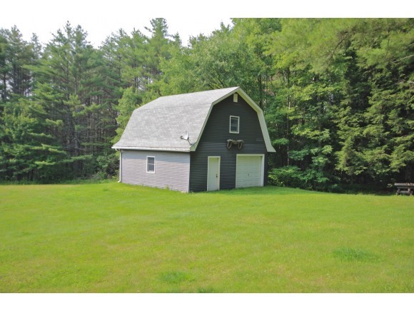 302 Norrie Davies Road Cavendish, VT 05142 - Photo 5 of 18