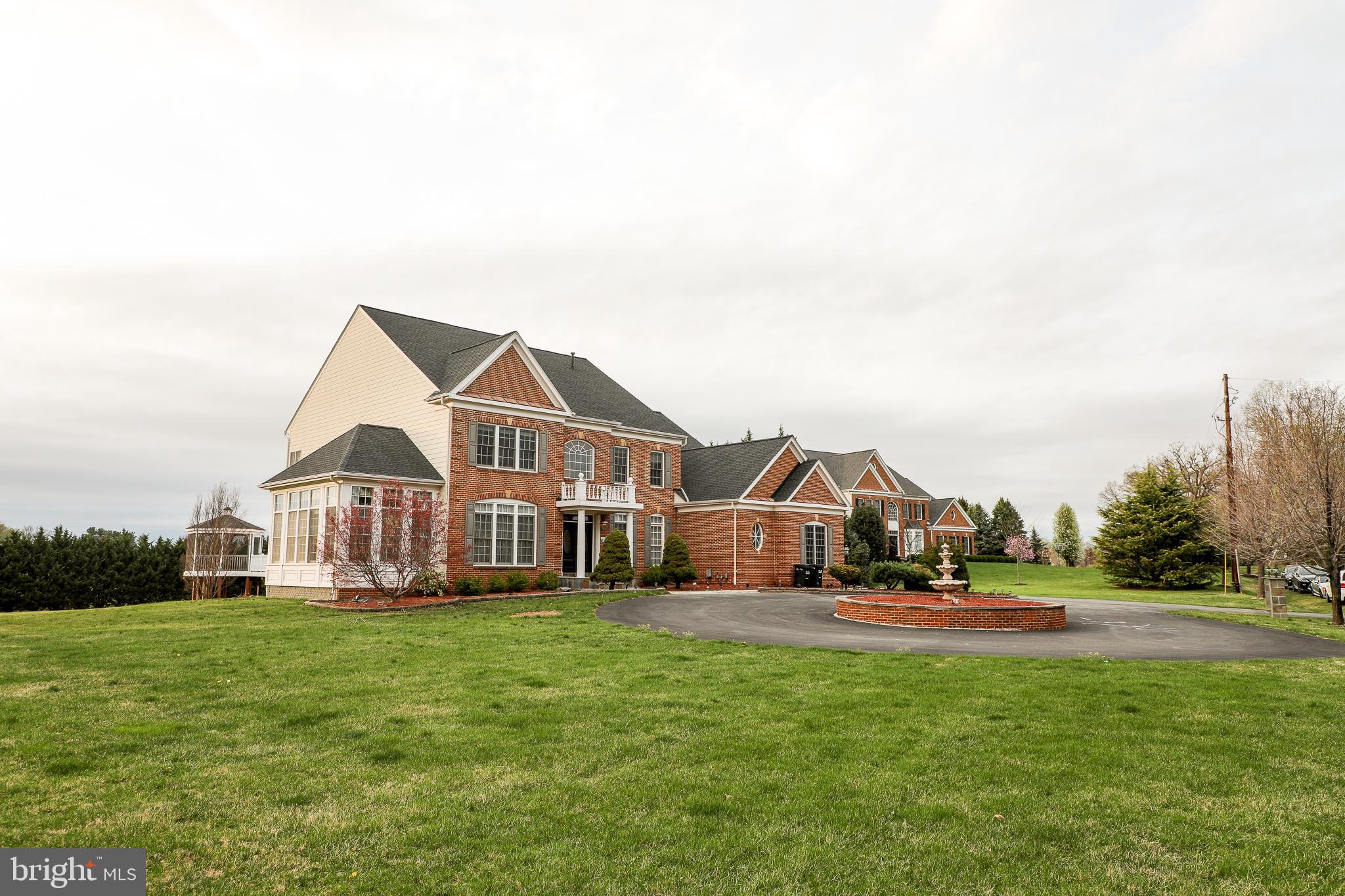 6013 Riggs Road Laytonsville, MD 20882 - Photo 3 of 94 Gallery Image 3