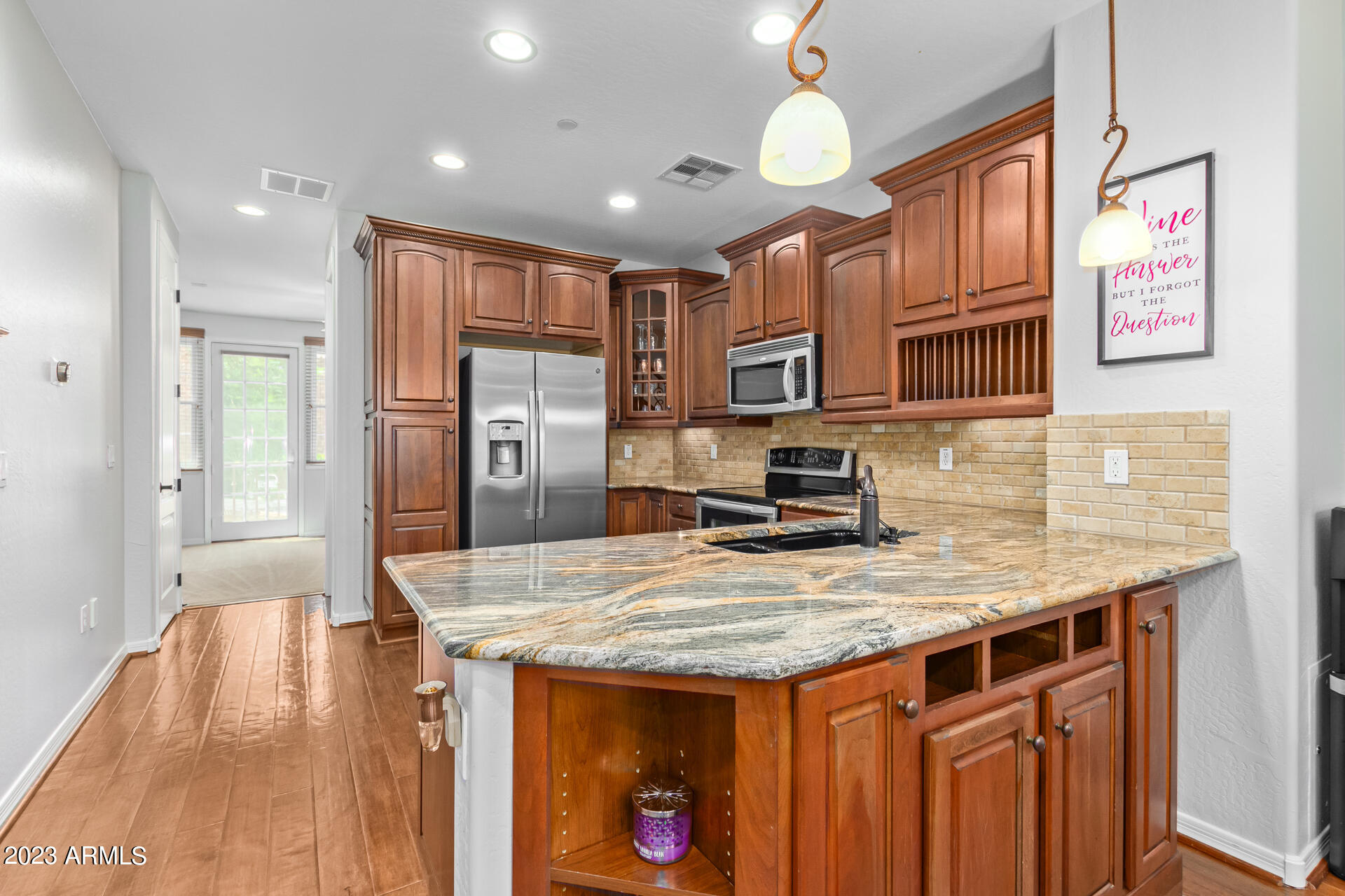 4381 North 24th Way Phoenix, AZ 85016 - Photo 10 of 28 06-24th
