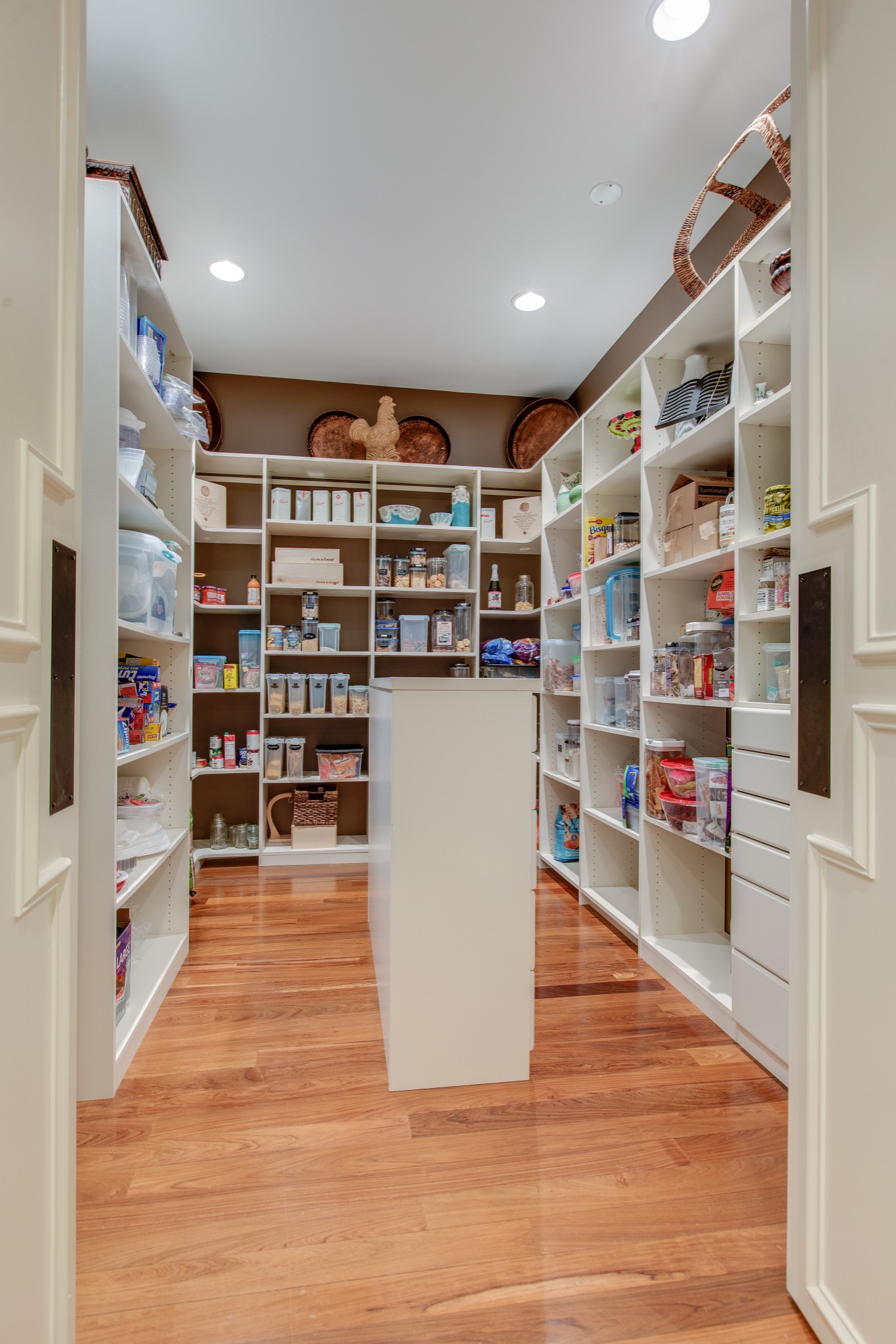 4200 Two Rivers Lane Franklin, TN 37069 - Photo 16 of 44 a view of furniture and wooden floor in a room