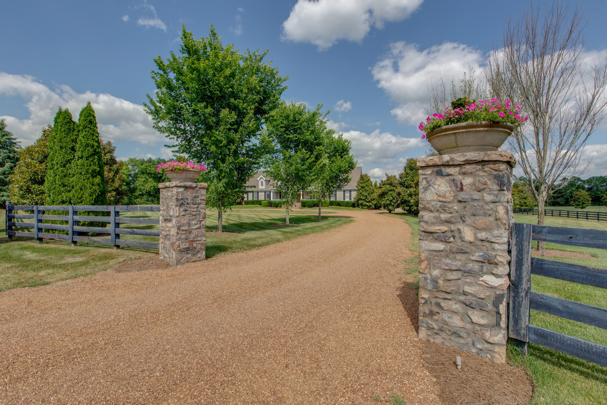 4200 Two Rivers Lane Franklin, TN 37069 - Photo 2 of 44
