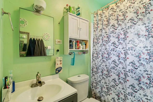 $289,100 | 796 Parkway Avenue, Elgin, IL 60120