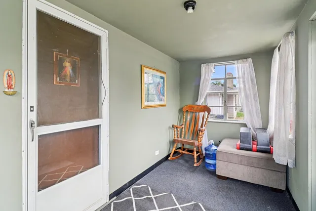 $289,100 | 796 Parkway Avenue, Elgin, IL 60120