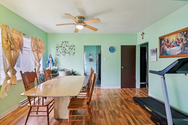 $289,100 | 796 Parkway Avenue, Elgin, IL 60120