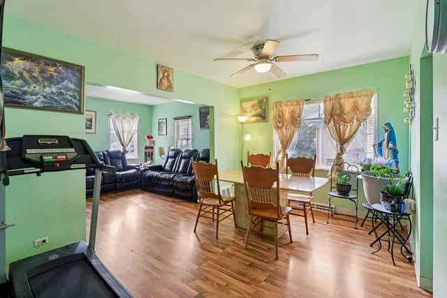 $289,100 | 796 Parkway Avenue, Elgin, IL 60120