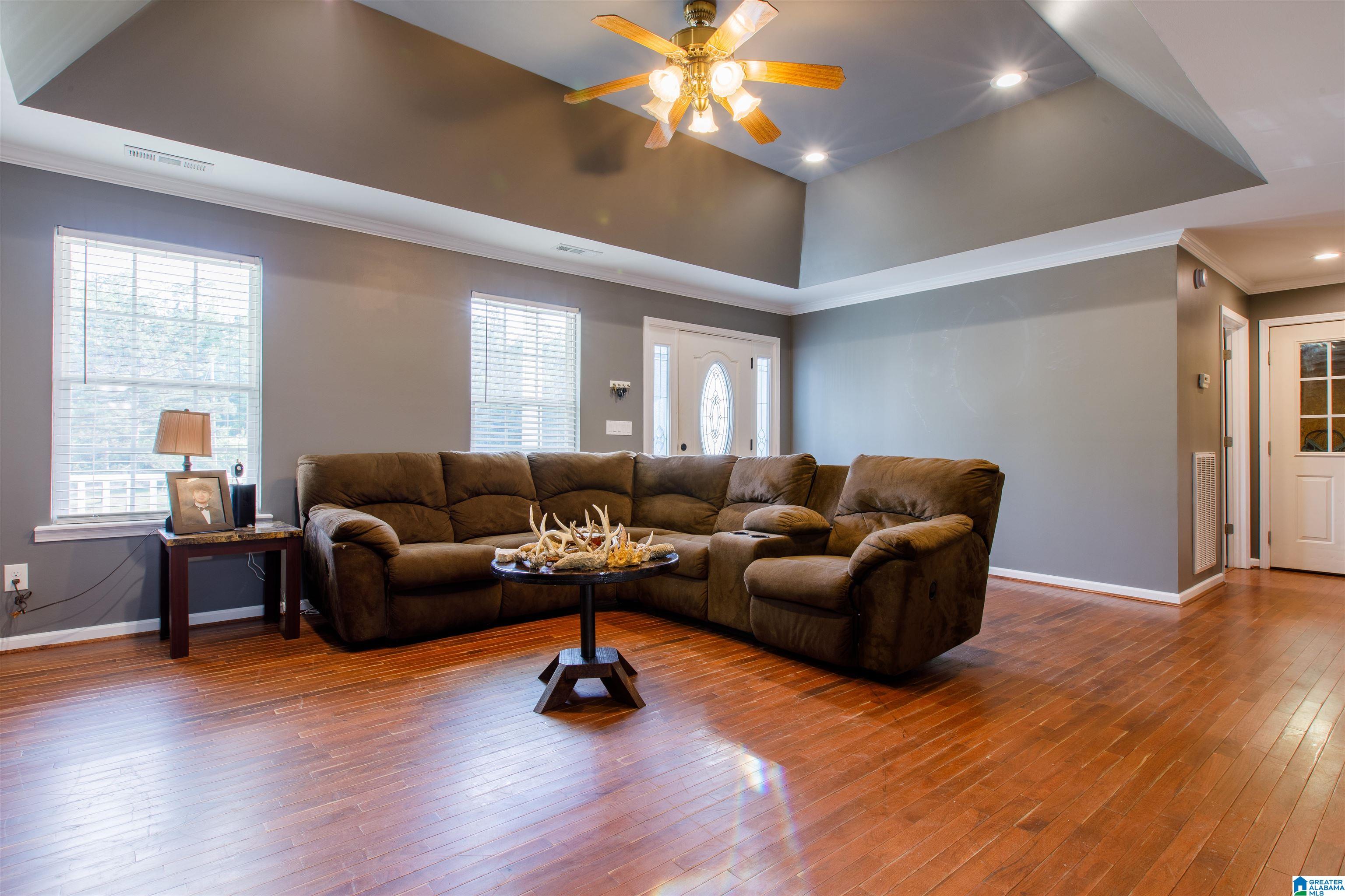 137 Gilmore Road Jasper, AL 35504 - Photo 5 of 17