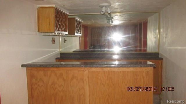 19481 Canterbury Road Detroit, MI 48221 - Photo 21 of 25