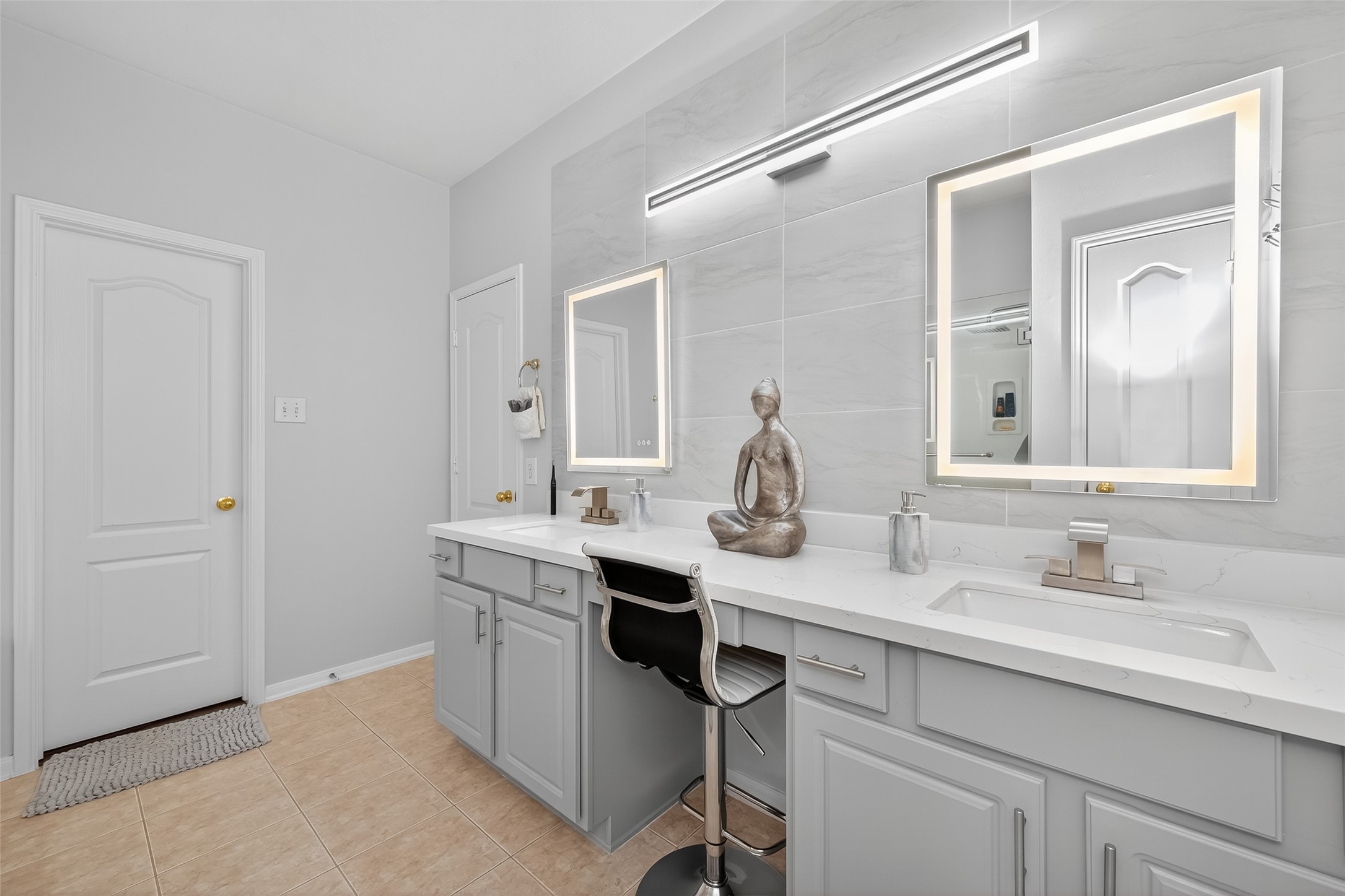 19343 Dickson Park Drive Spring, TX 77373 - Photo 19 of 49 a bathroom with a sink and a mirror