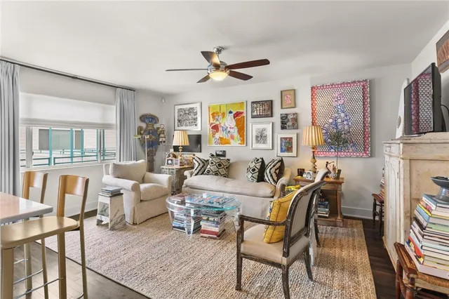 $379,000 | 2833 St Charles Avenue, Unit 30, New Orleans, LA 70115