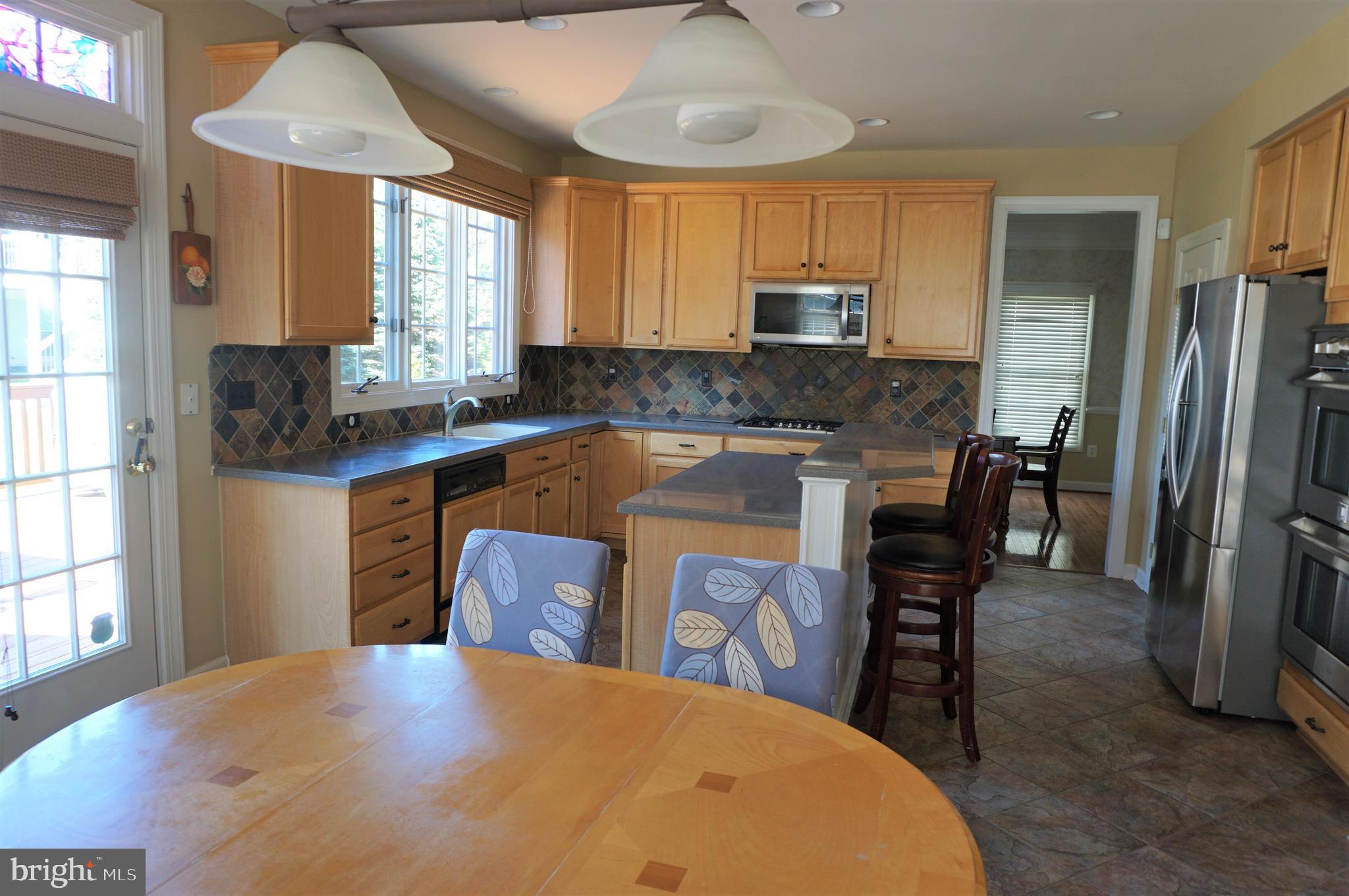 13923 Bromfield Road Germantown, MD 20874 - Photo 17 of 55 Kitchen