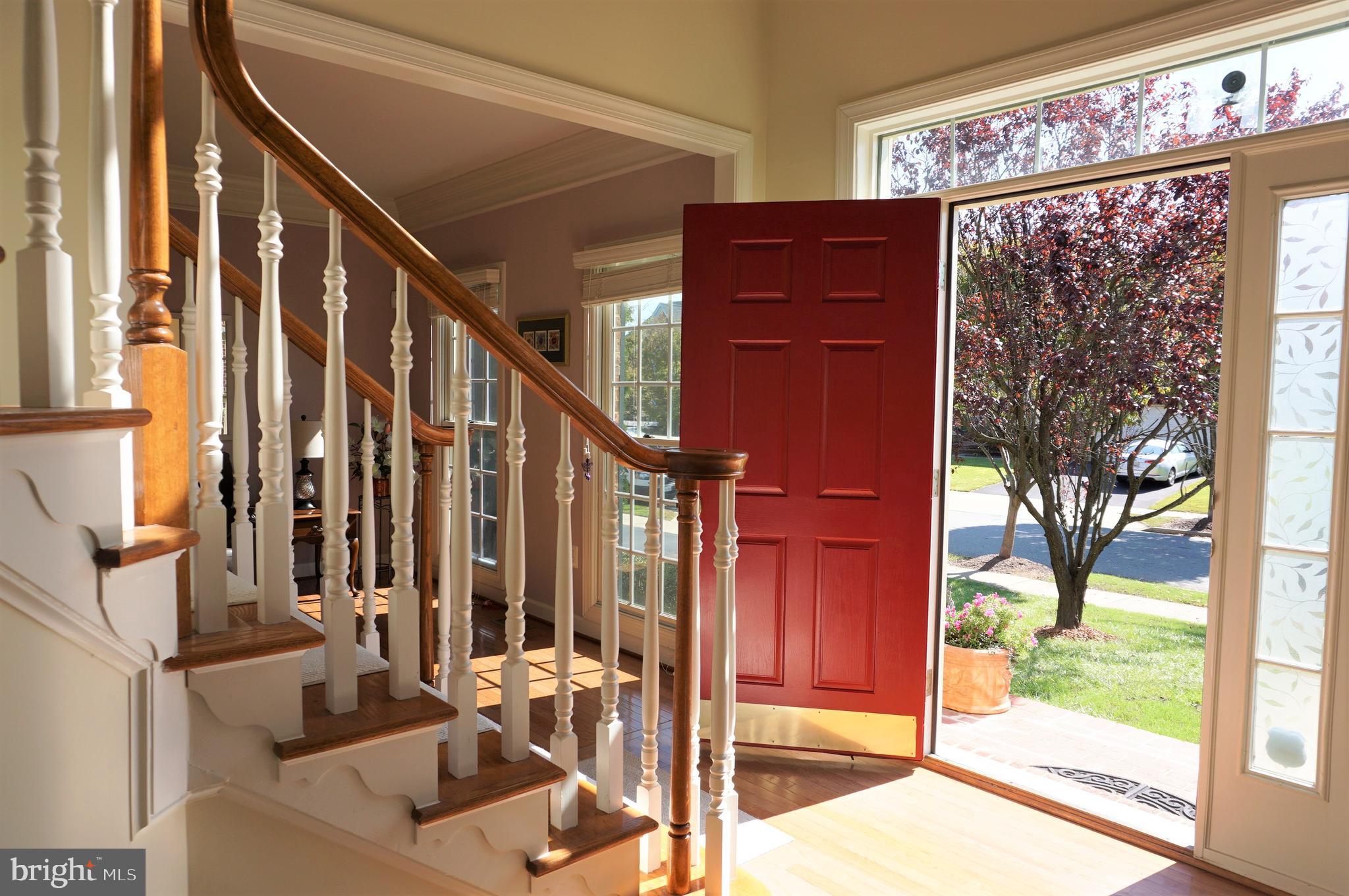 13923 Bromfield Road Germantown, MD 20874 - Photo 4 of 55 Foyer