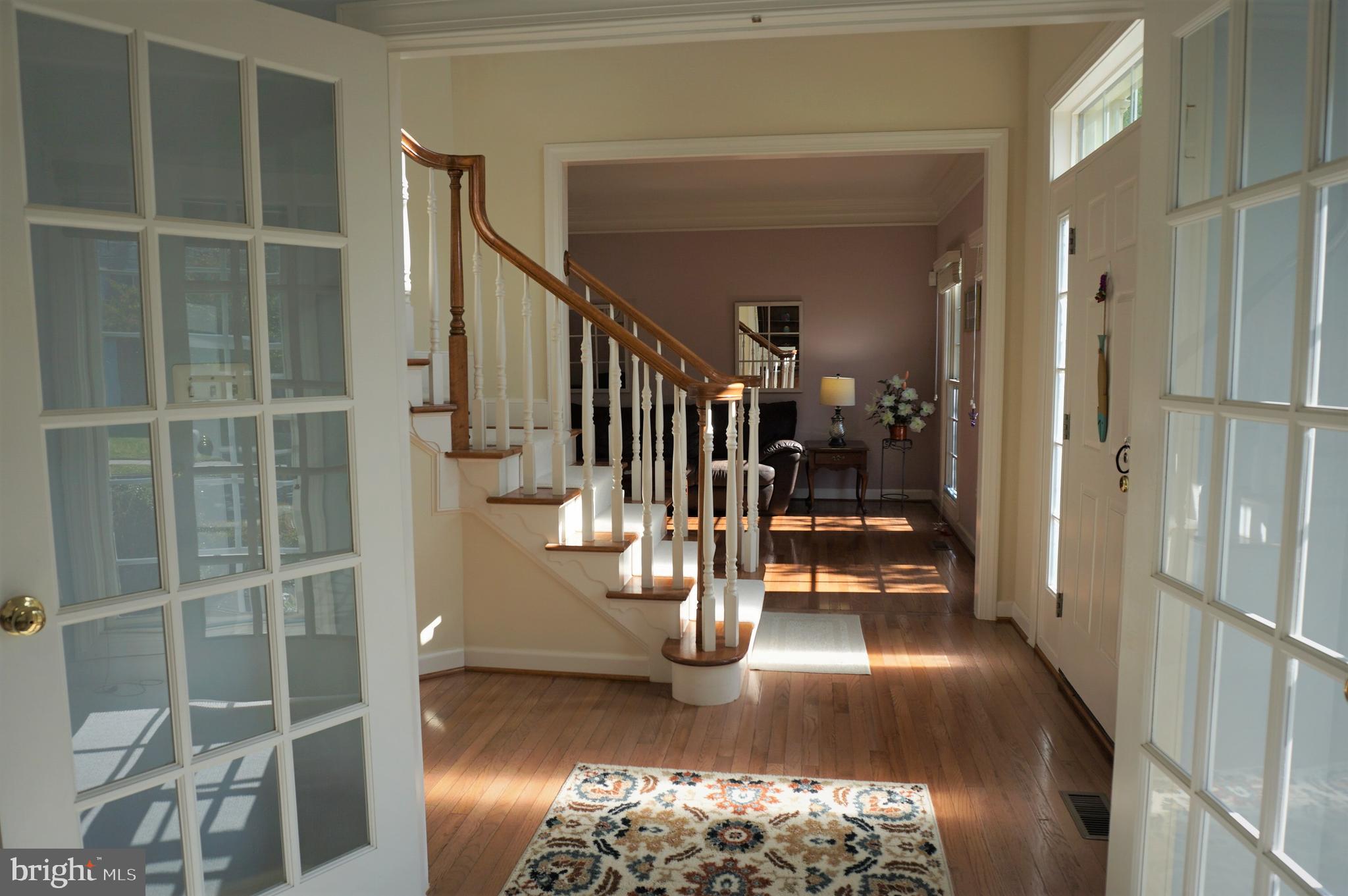 13923 Bromfield Road Germantown, MD 20874 - Photo 5 of 55 Foyer