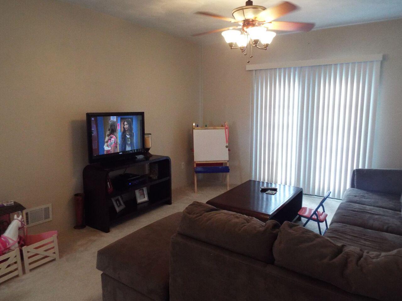 7432 Indian Road Roanoke, VA 24019 - Photo 6 of 20 59r76wVg6-8jTTDAZnI2bScpHobVOjjxt68NGdMe