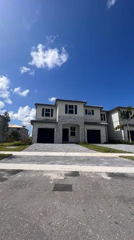 $585,000 | 11960 Northwest 47th Manor, Unit 11960, Coral Springs, FL 33076