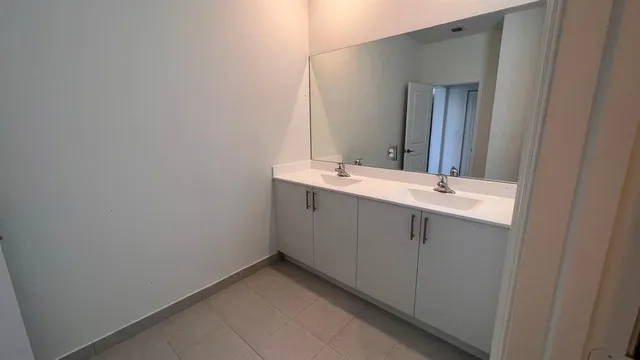 $585,000 | 11960 Northwest 47th Manor, Unit 11960, Coral Springs, FL 33076