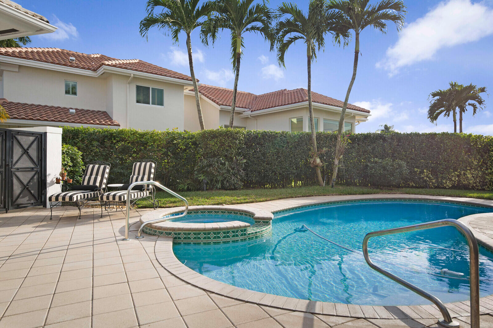 6451 Northwest 32nd Way Boca Raton, FL 33496 - Photo 15 of 74 16_6451_NW_32nd_Way_16_mls