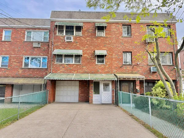 $3,700 | 1958 Burke Avenue, Unit 2 | Baychester